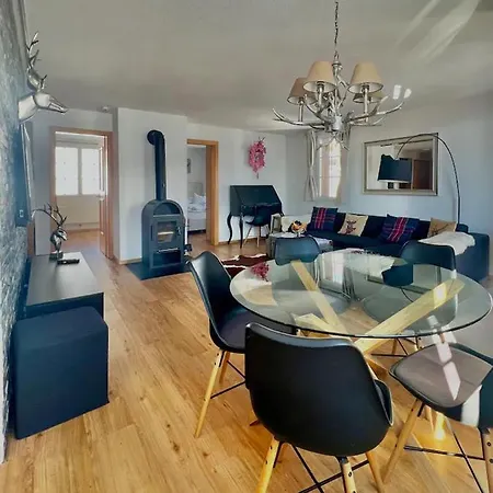Schöne und moderne Wohnung direkt an der Skipiste Apartment *