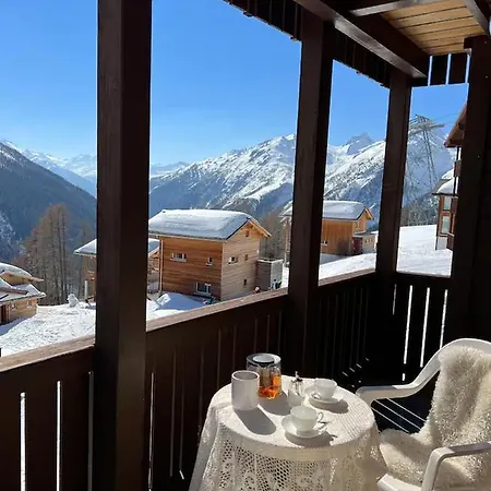 Schöne und moderne Wohnung direkt an der Skipiste Apartment Wiler